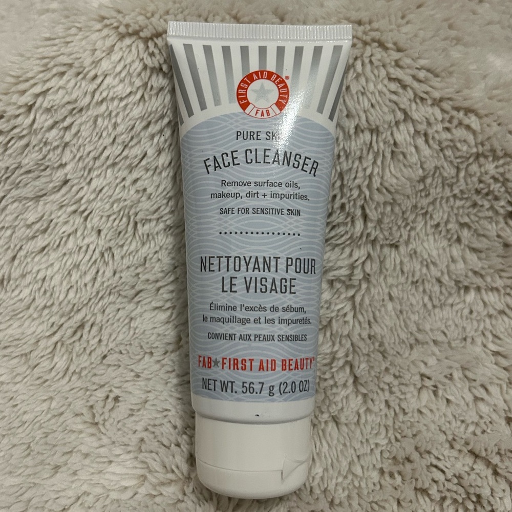 First Aid Beauty Pure Skin Face Cleanser